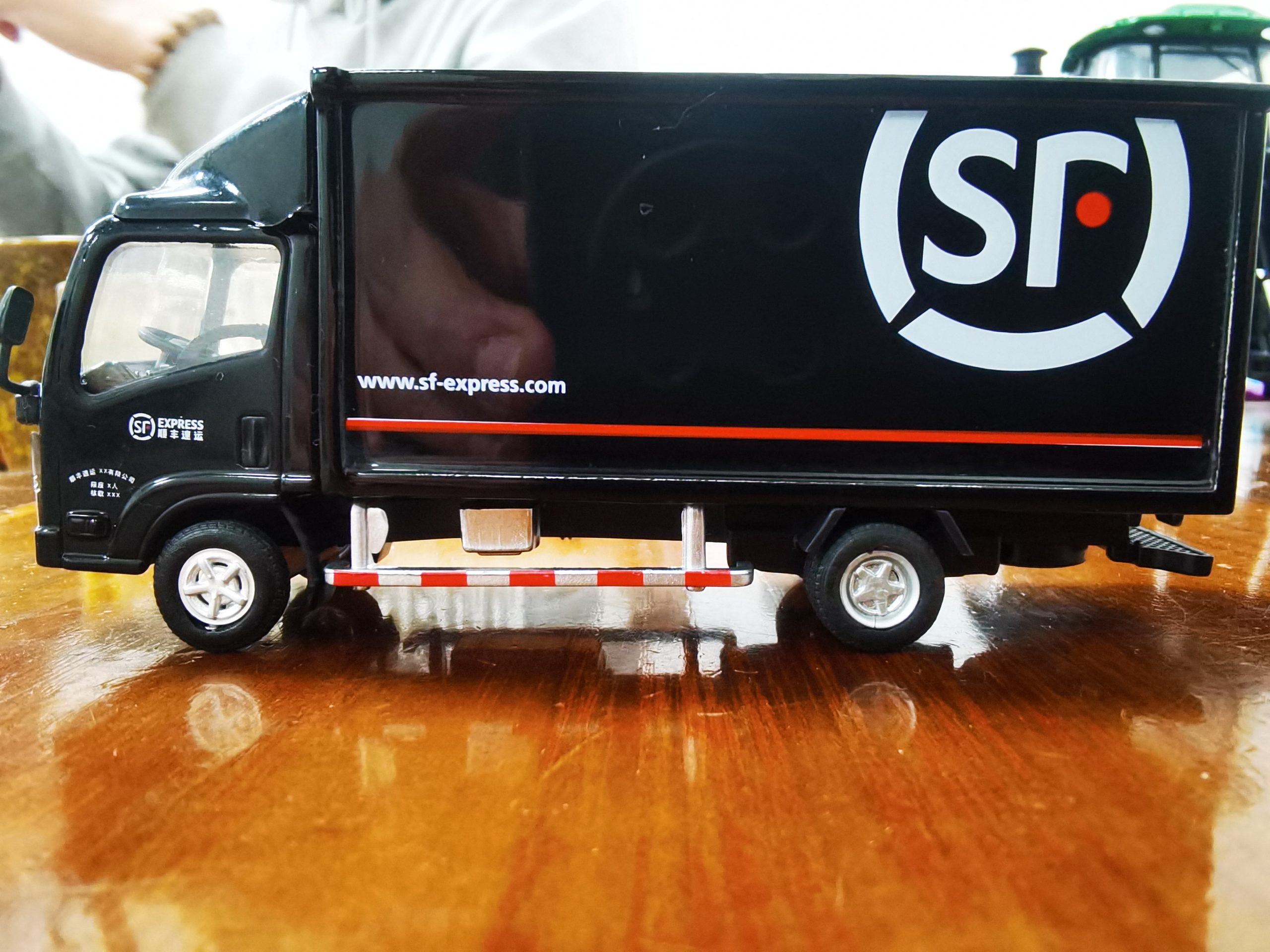1-64-SF-truck - Image 5